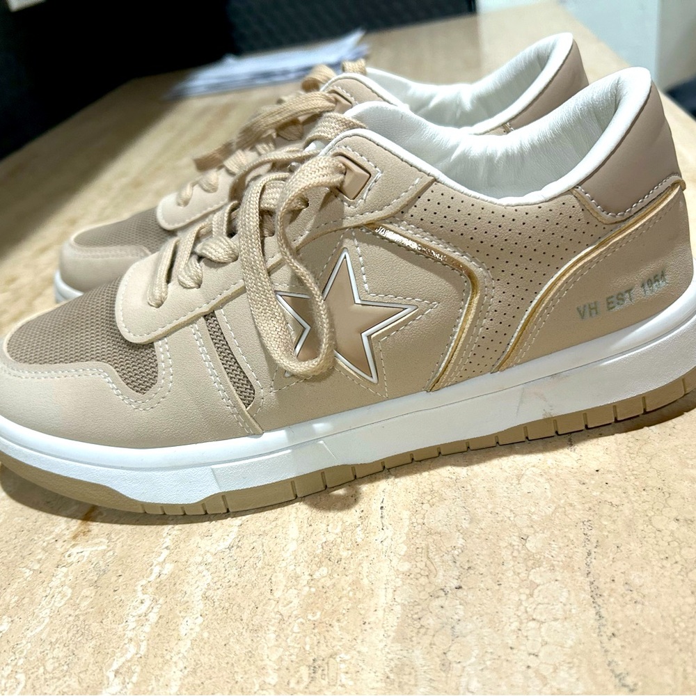 Vintage Havana sneakers